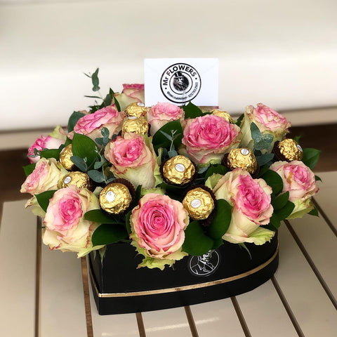 Box Corazon de Rosas Importadas y Bombones Ferrero Rocher