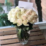 Jarron 25 Rosas Importadas