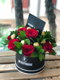 Box 12 Rosas Importadas y 12 Bombones Ferrero Rocher