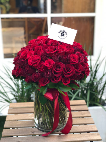 Jarrón de 100 Rosas Importadas