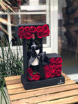 Letras con rosas importadas y vino